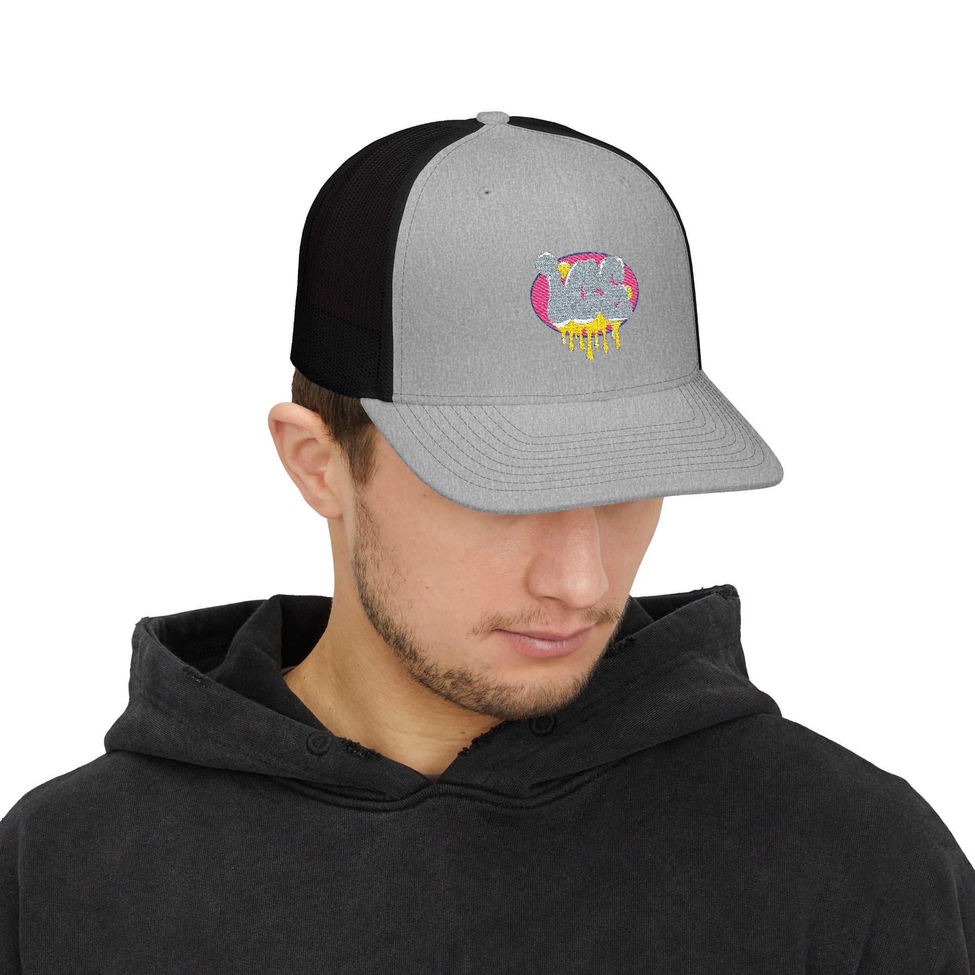 Cute Cat Embroidered Snapback Trucker Cap, Cat Lover Gift, Animal Hat, Adjustable Cap for Summer, Fashionable Headwear, Unique Accessories