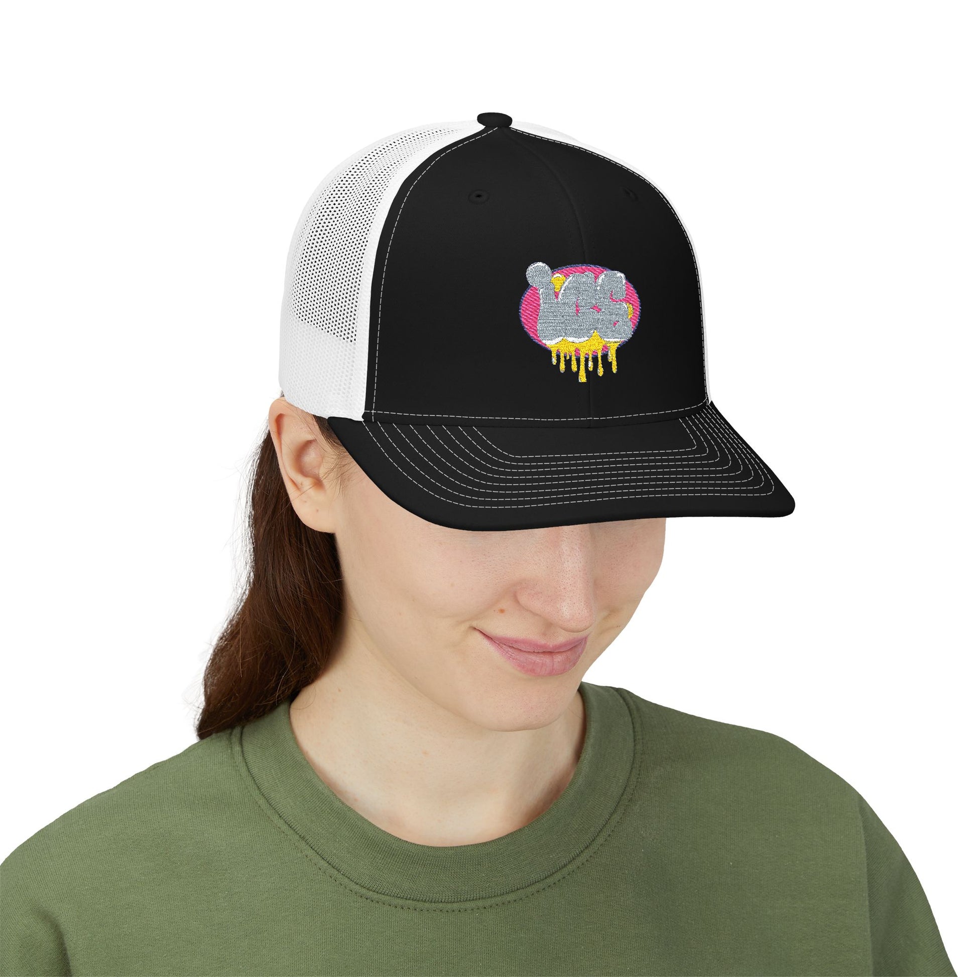 Cute Cat Embroidered Snapback Trucker Cap, Cat Lover Gift, Animal Hat, Adjustable Cap for Summer, Fashionable Headwear, Unique Accessories