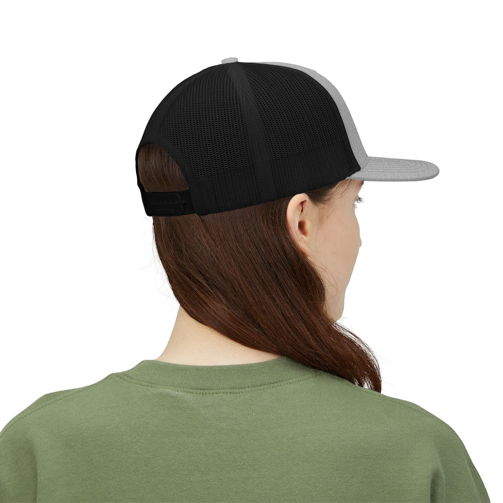 Cute Cat Embroidered Snapback Trucker Cap, Cat Lover Gift, Animal Hat, Adjustable Cap for Summer, Fashionable Headwear, Unique Accessories