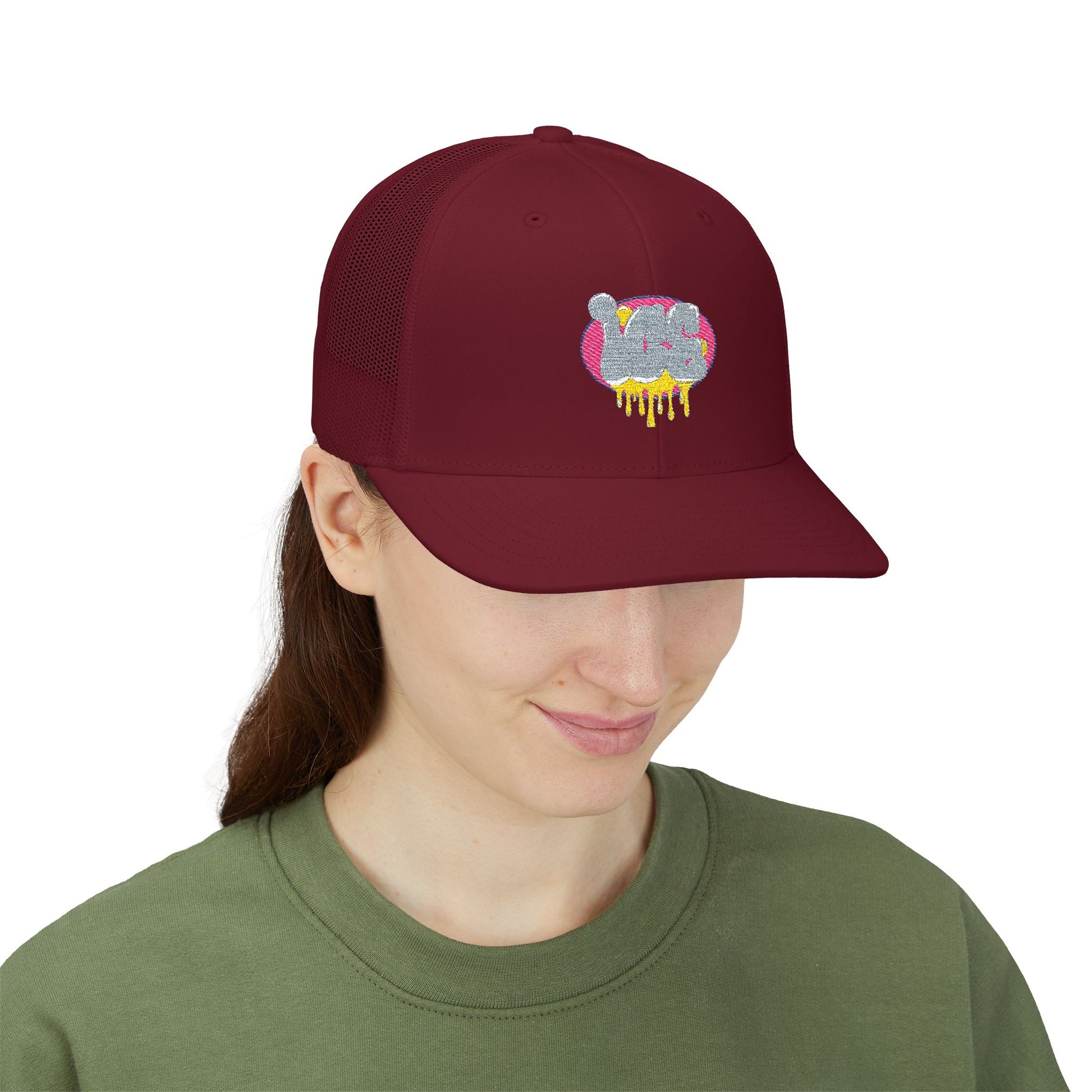 Cute Cat Embroidered Snapback Trucker Cap, Cat Lover Gift, Animal Hat, Adjustable Cap for Summer, Fashionable Headwear, Unique Accessories